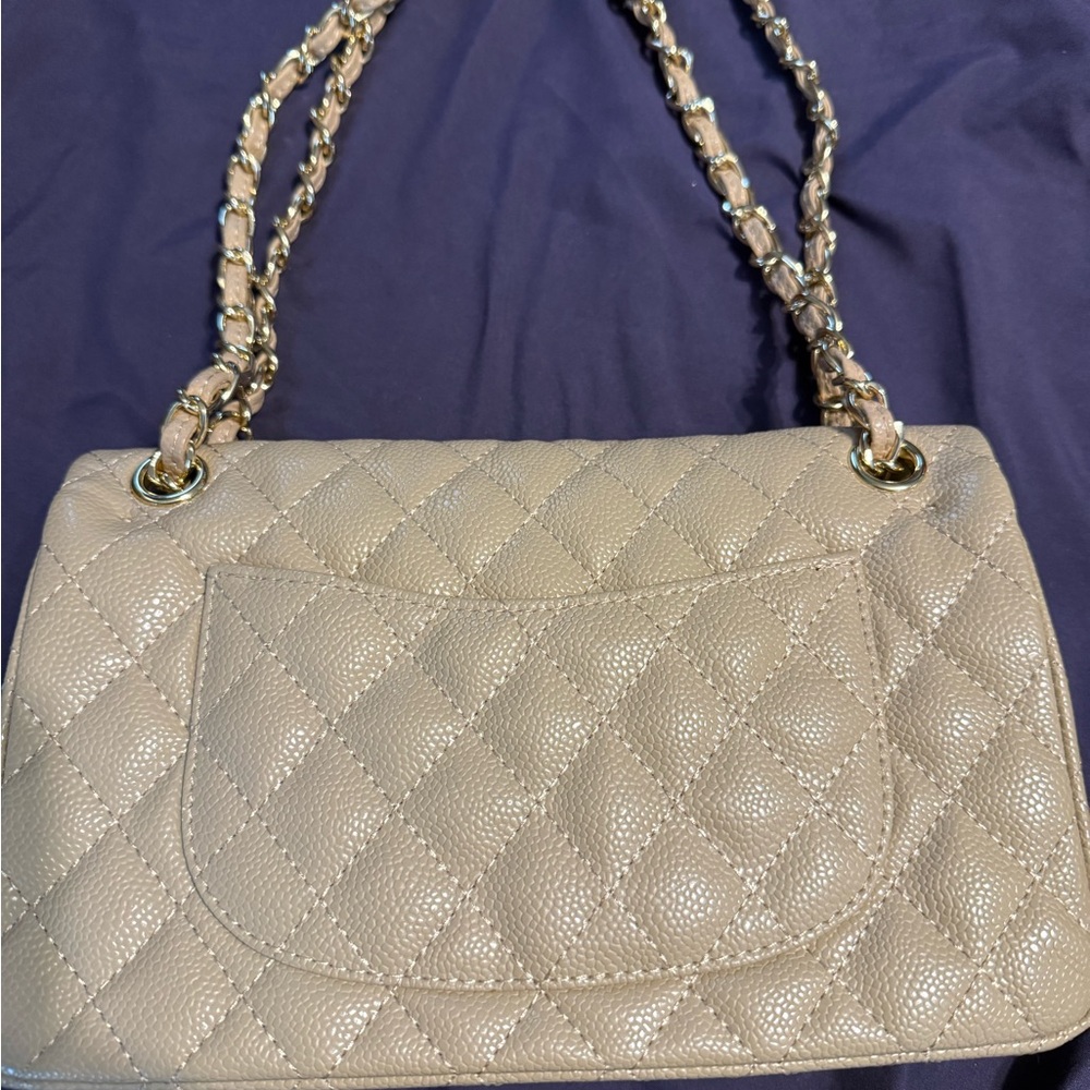 Elegant Beige Quilted Shoulder Bag